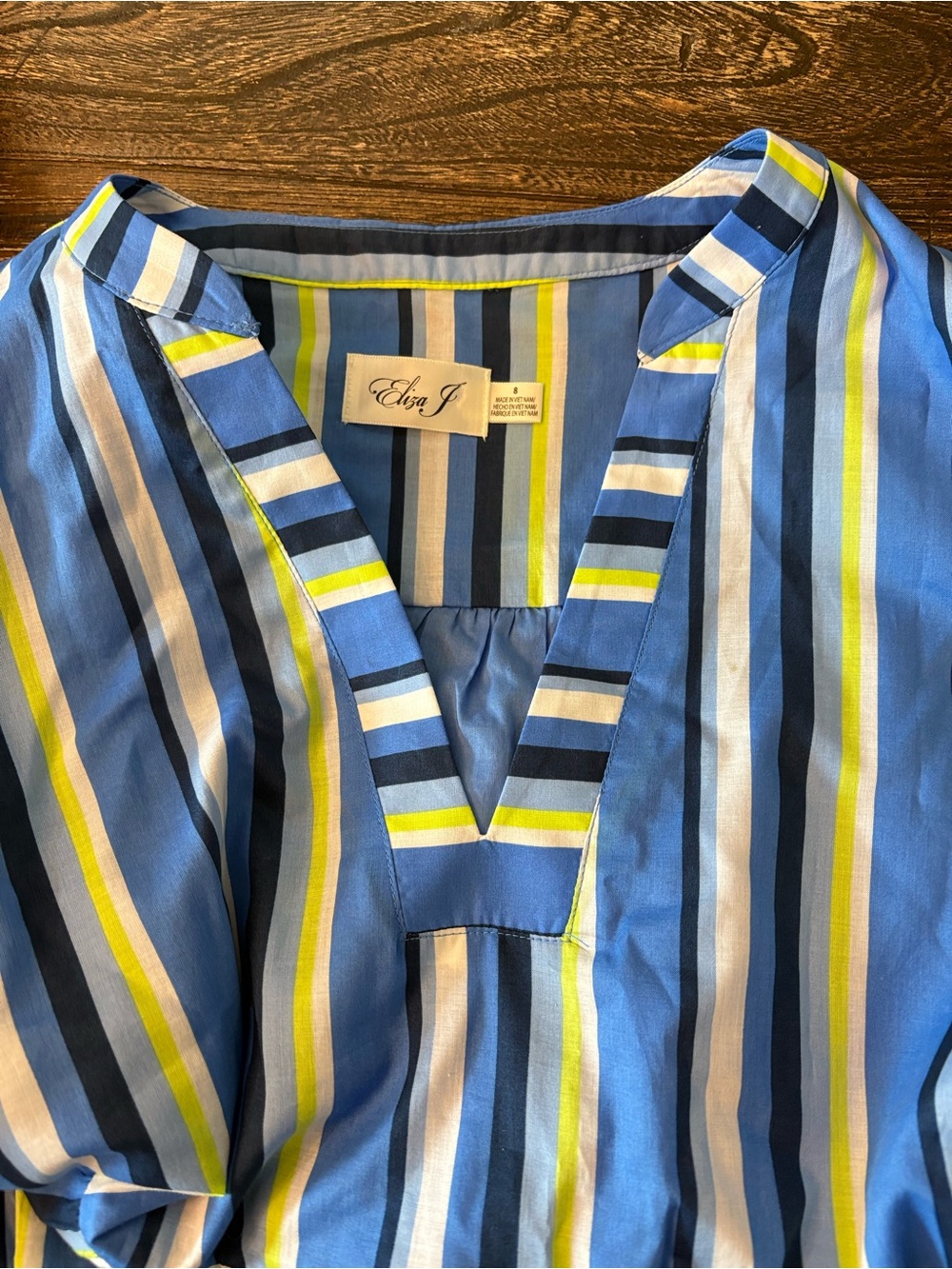 Eliza J Tiered Three Quarter Sleeve Dress Womens 8 Blue Excellent Striped V-Neck - Picture 4 of 9